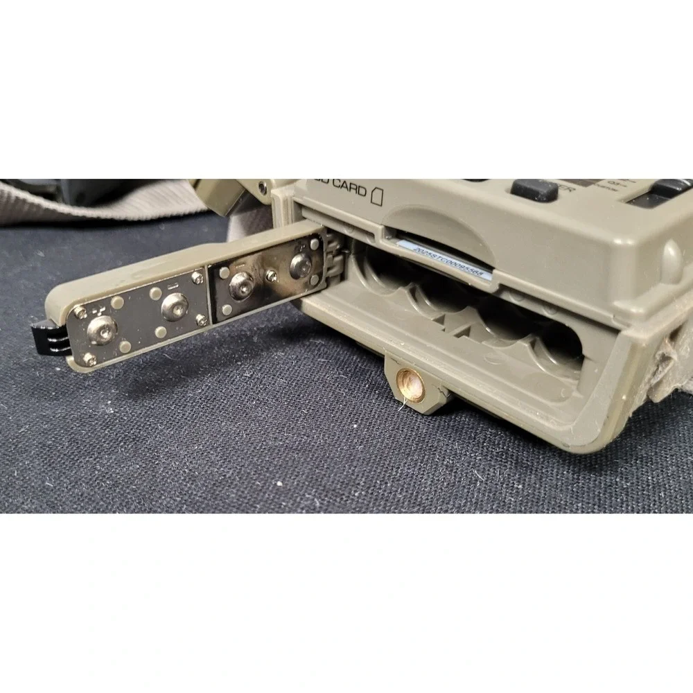 Wildview WV14 Trail Camera 14 MP Model STC-WV14 With 8 GB SD Card